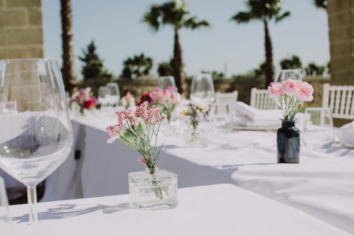 dettaglio tavola apparecchiata per matrimonio