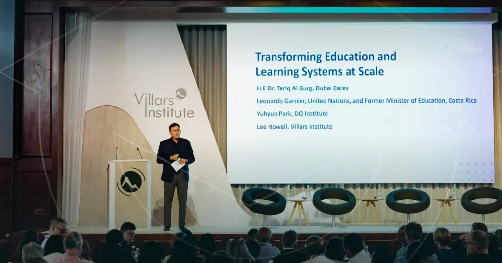 Tariq Al Gurg präsentiert „Transforming Education and Learning Systems at a Scale” (Bildungs- und Lernsysteme in großem Massstab transformieren)