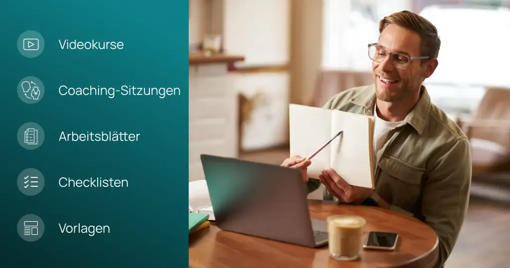 Online-Trainer mit Notebook und Laptop, der die Kursformate von Learniverse zeigt: Videolektionen, Coaching, Arbeitsblätter, Checklisten, Vorlagen.