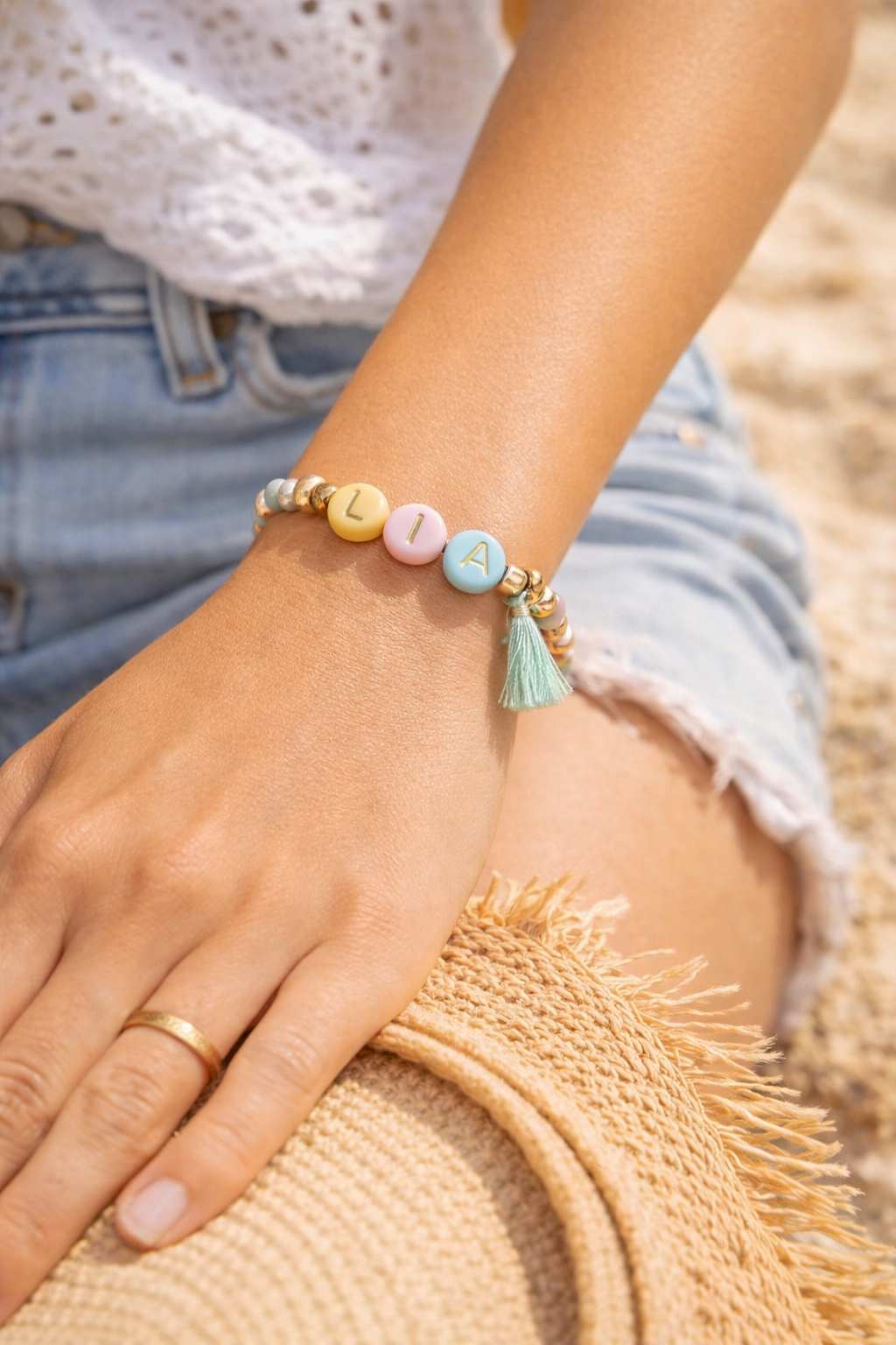 Armband mit Buchstaben personalisiert