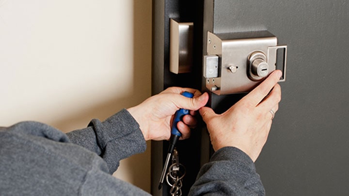 Residential locksmith service and lock restoration in Brooklyn Park, MD
