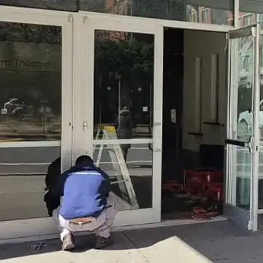 store-front-lock-repair