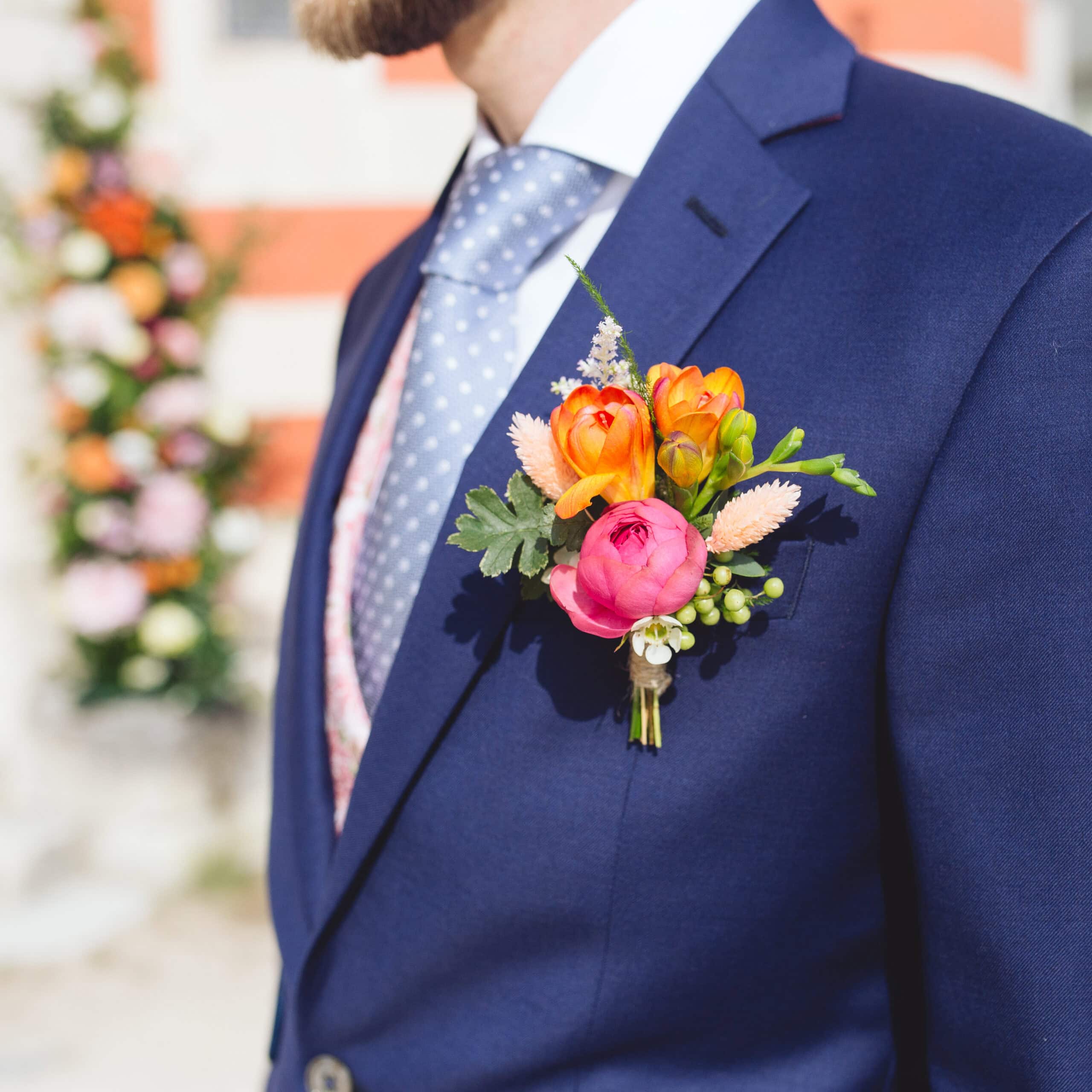 fleuriste-mariage-cap-ferret-bassin-arcachon-boutonnière-coloré-luxe