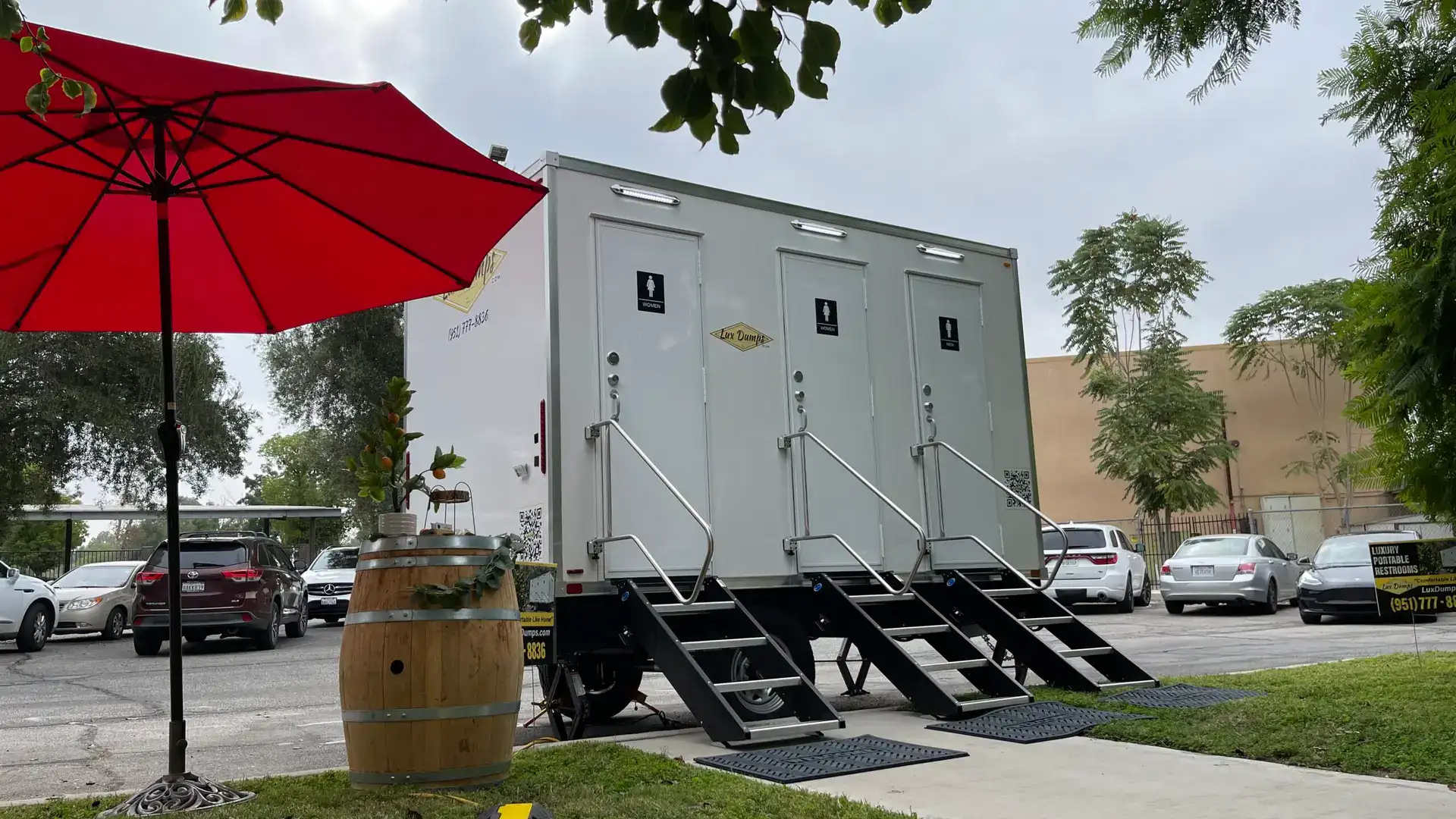 Lux Dumps Redlands private luxury restroom trailer