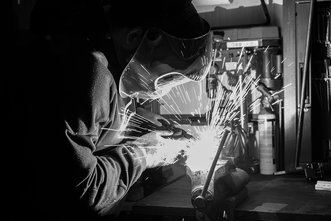 M2D-moto-reparation-eteincelles