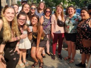 Savannah True Crime Pub Crawl walking tour group in Savannah's Historic District