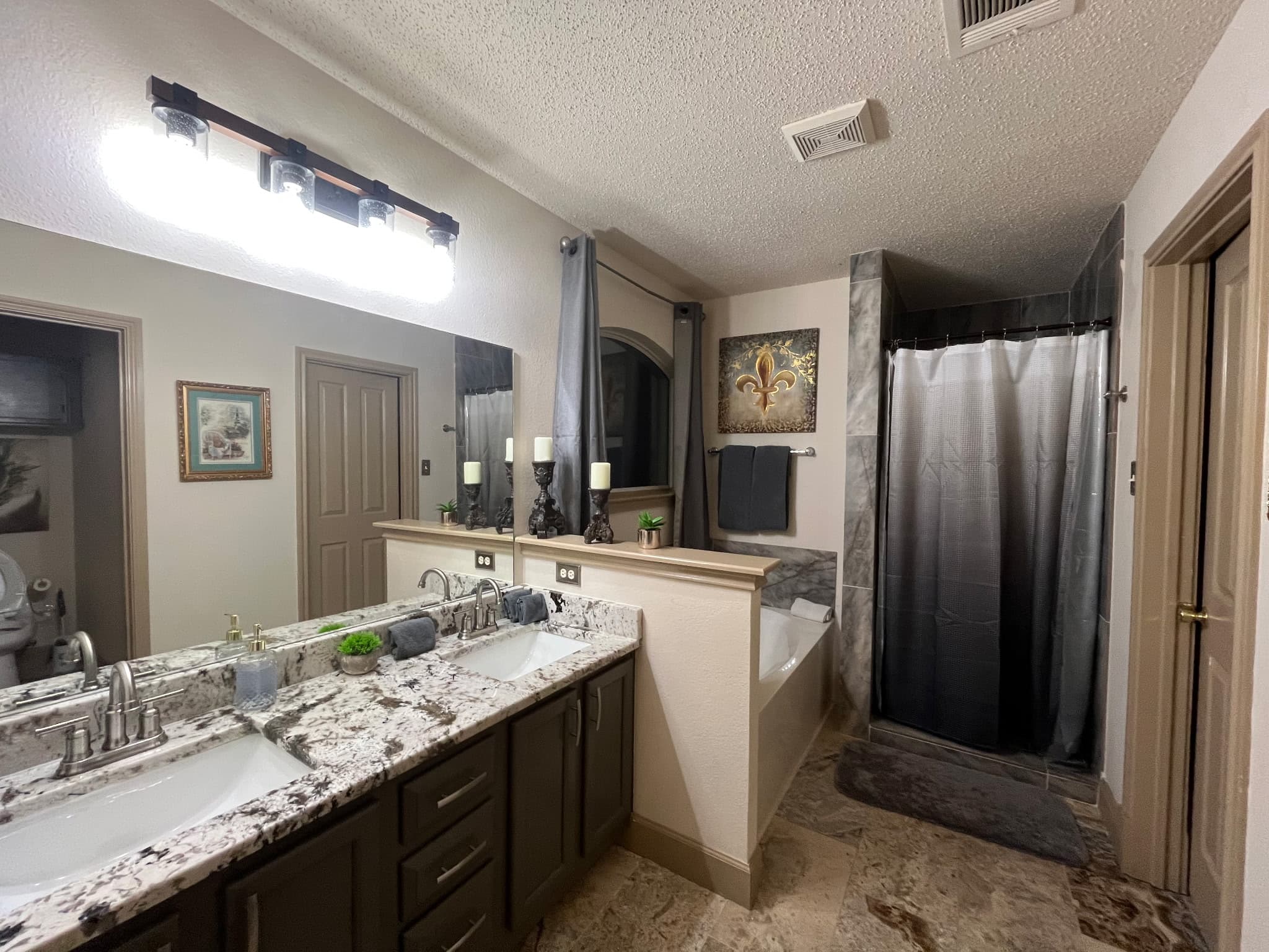 Your Fall Cleaning Checklist for Austin Homes