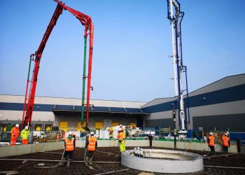 Concrete pour - wind turbine base