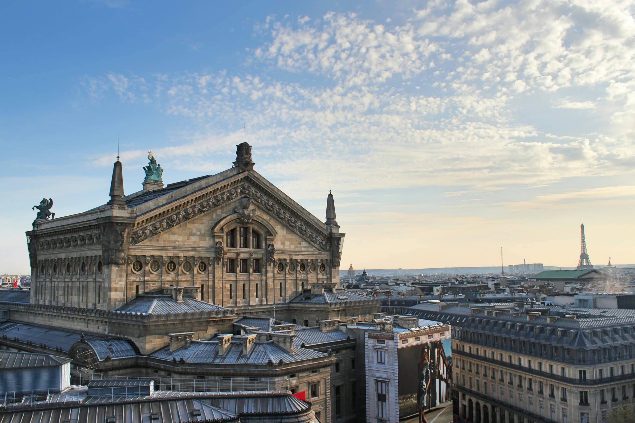 Le Palais Garnier vu depuis les toits de Paris