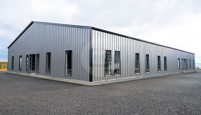 70x120x12 Commercial Building