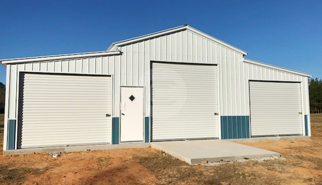42×55 Enclosed Farm Barn