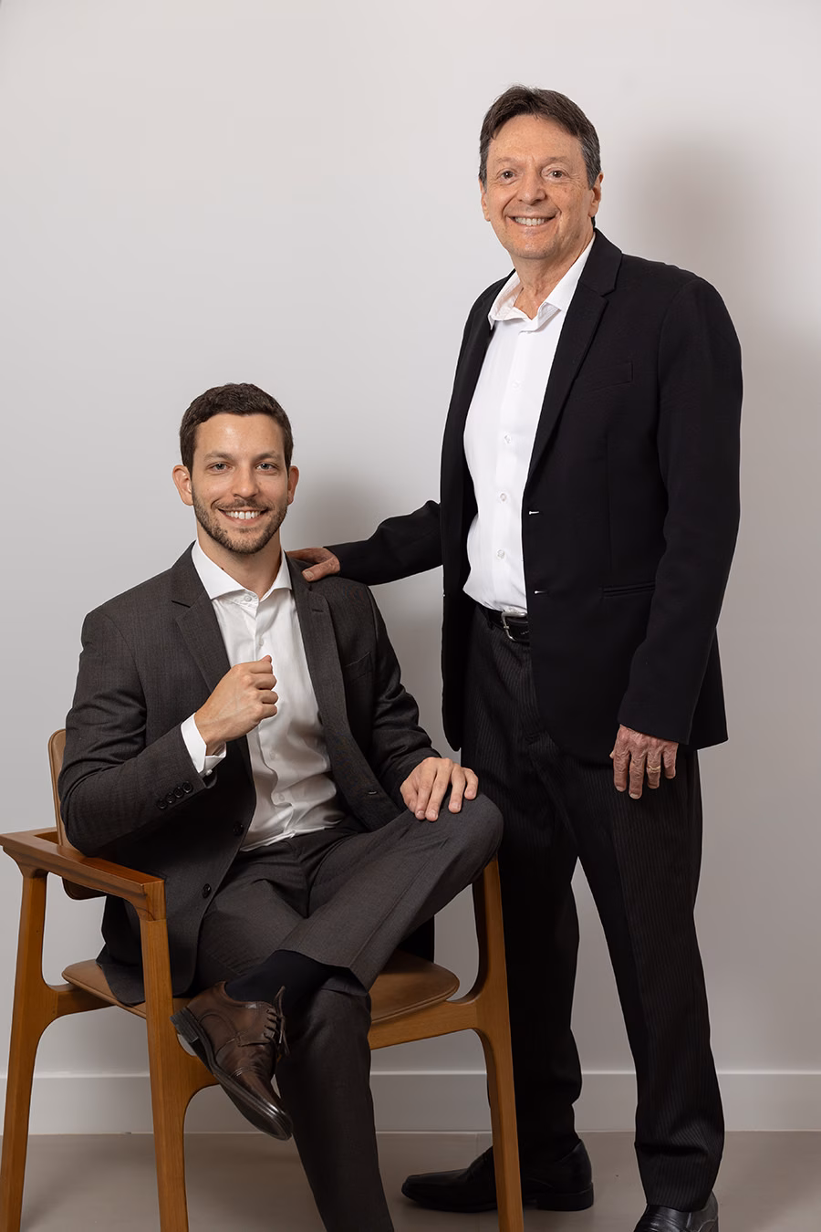 Ensaio corporativo masculino com terno, médicos em Belo Horizonte