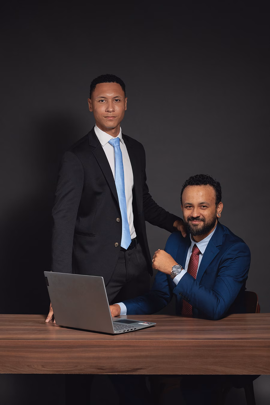 Foto profissional para advogados criminais — estúdio em BH