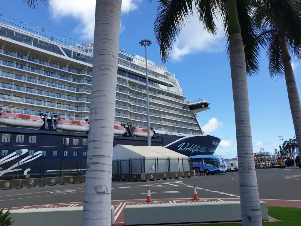 16. 4. 21, Mein Schiff 2, Las Palmas
