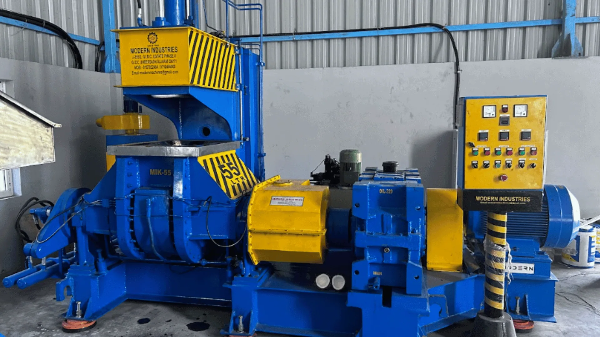 Modern Machine Dispersion Kneader - Heavy Duty Internal Mixer for Rubber and Plastic Compounding.