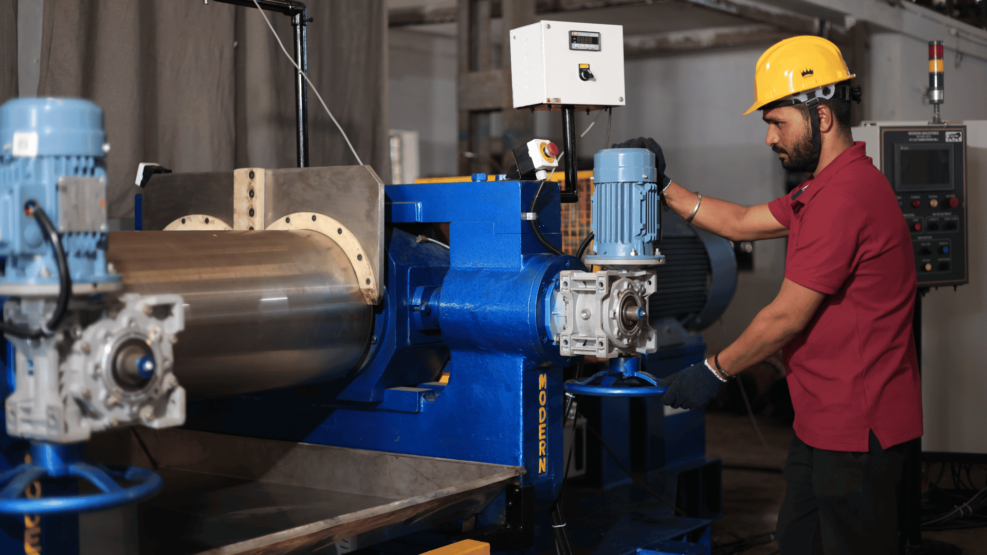 Modern Machine Mixing Mill Output - Uniform Rubber Sheet Production in Gujarat Factory.