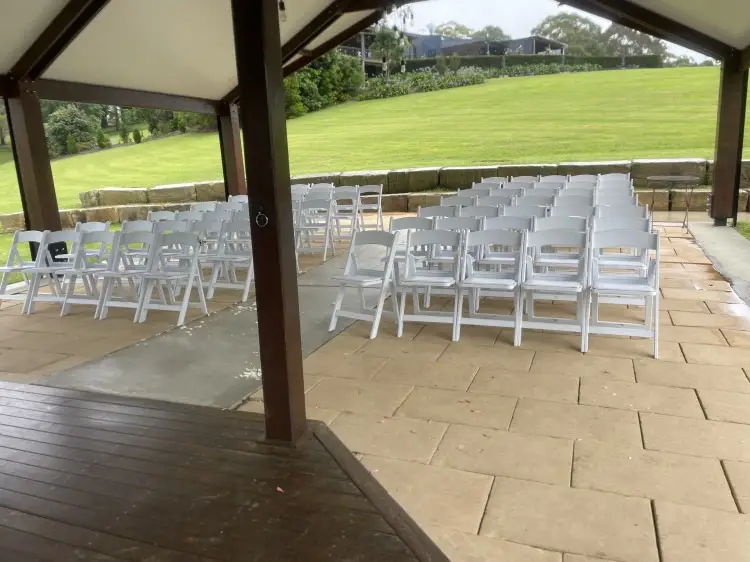 White Americana Wedding Chair (WHITE) White Americana Wedding Chair (WHITE)