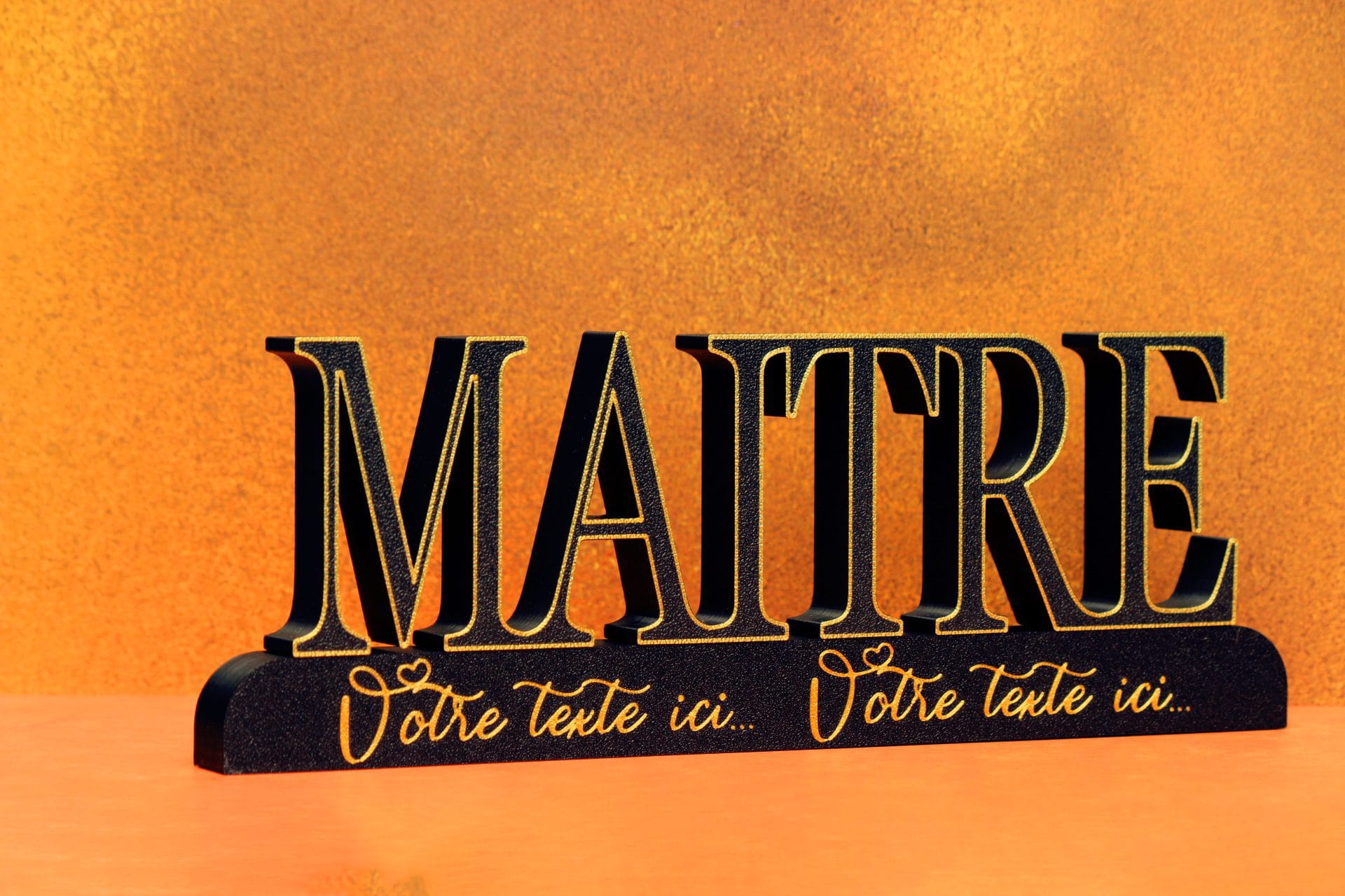 support maître personnalisé en impression 3D avec prénoms