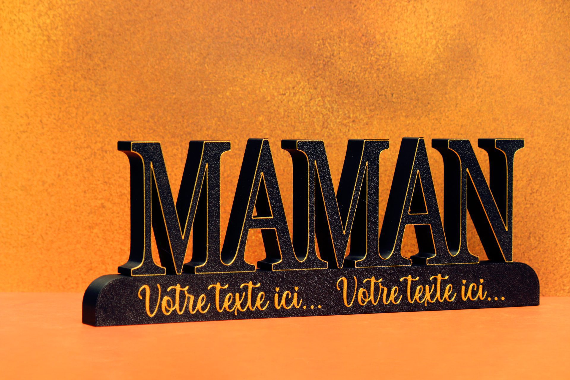support maman personnalisé en impression 3D avec prénoms