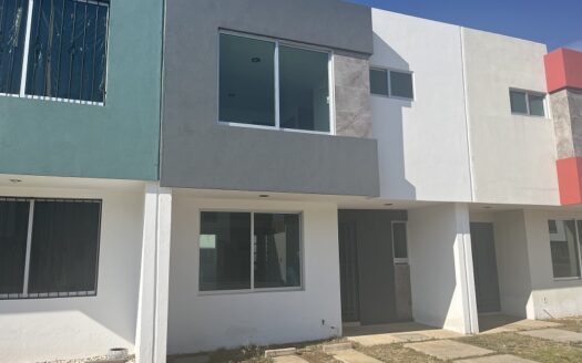 Casa en Paseo Alejandrinas Morelia | 3 Recámaras y Seguridad