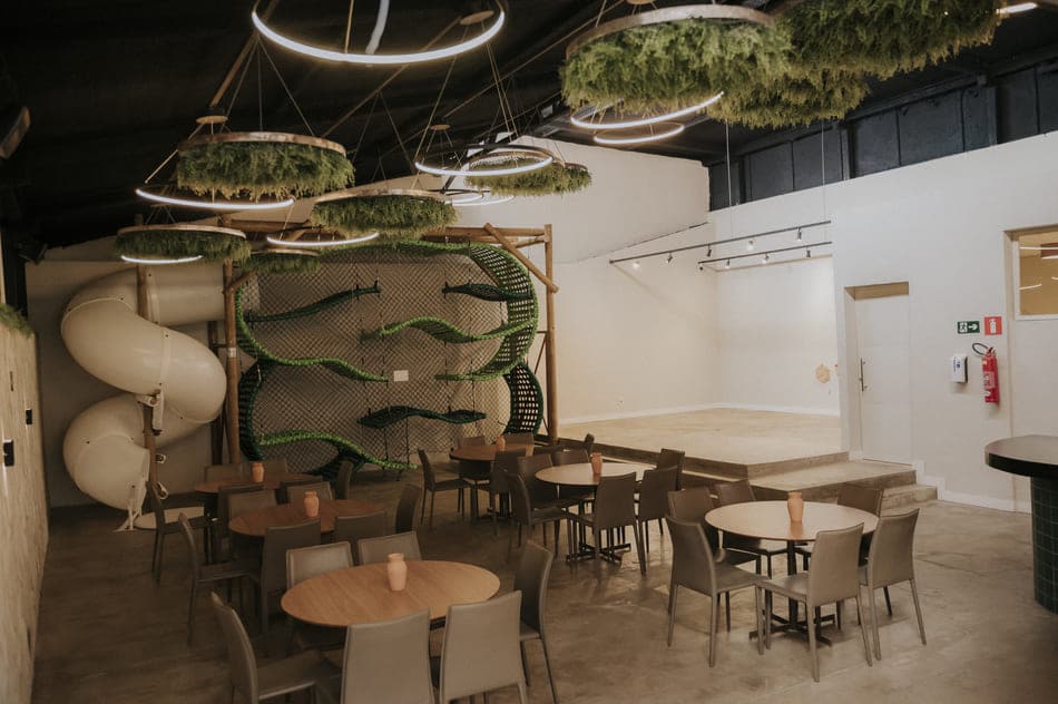Ambiente interno da Fluê — espaço para eventos em BH