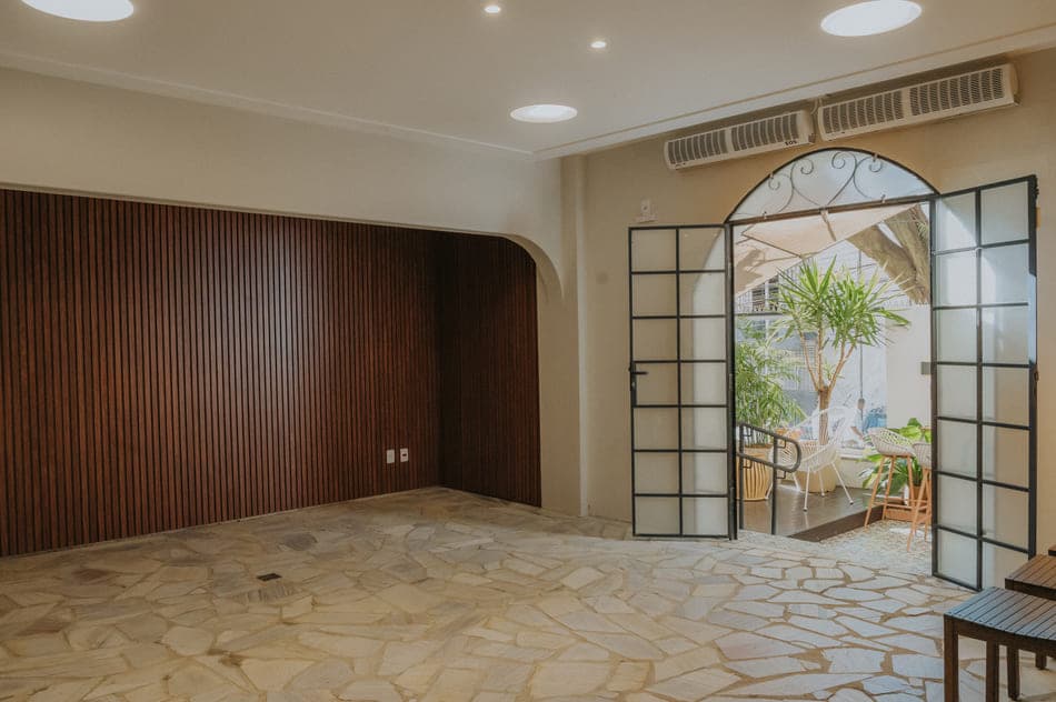 Ambiente interno da Fluê — espaço para eventos em BH