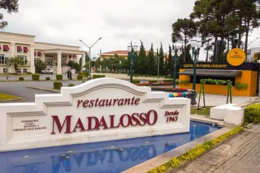Circuito de brincadeiras e oficina de Páscoa no Madalosso