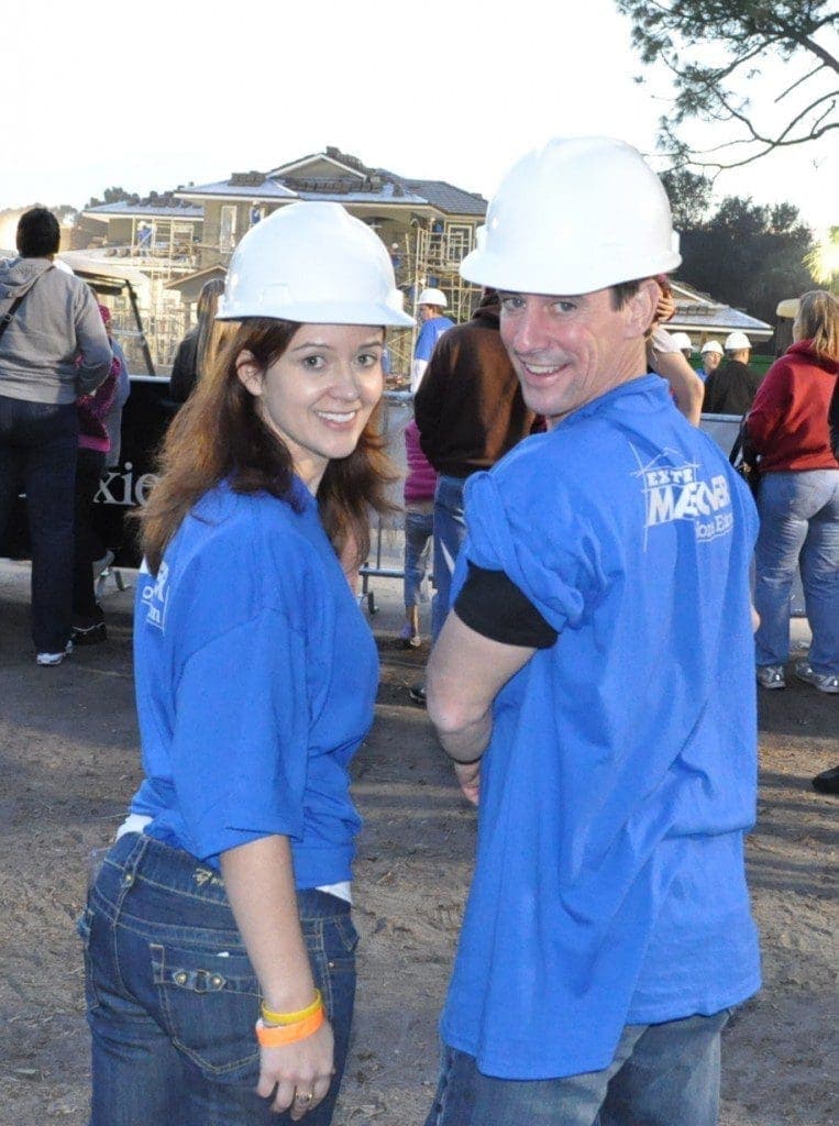 Mark Theresa at Extreme Makeover Extreme Makeover really builds a house in 7 days MyFixitUpLife MyFixitUpLife