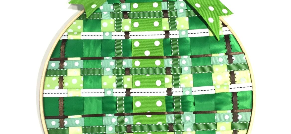 Green ribbon art springtime St. Patrick's MyFixitUpLife