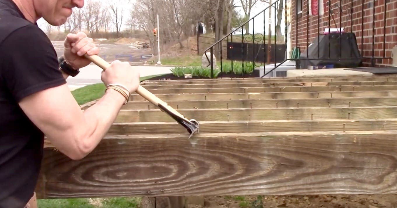 MyFixitUpLife Mark Deck Resurface Vaughn hammer demo Why is the Vaughan Hammer the Julian Edelman of hammers MyFixitUpLife MyFixitUpLife Mark Deck Resurface Vaughn hammer demo tool review MyFixitUpLife