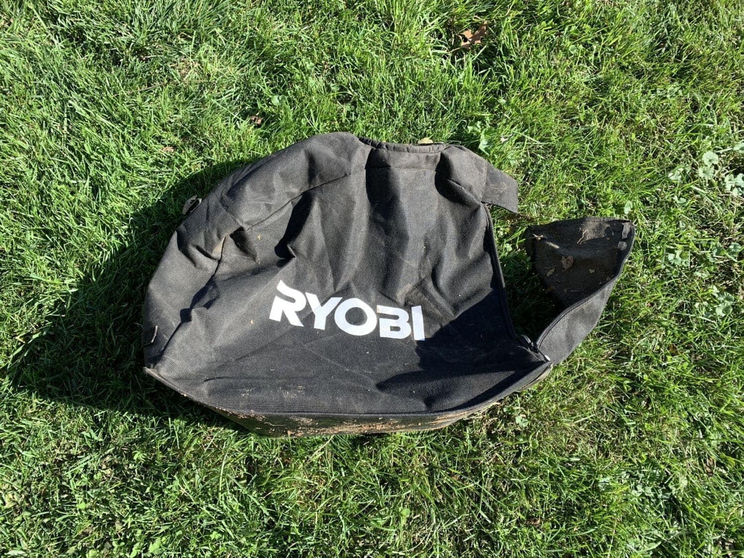 MyFixitUpLife Ryobi Vac Attack tool bag Tool review Leaf vacuum and mulcher Ryobi Tools Vac Attack MyFixitUpLife MyFixitUpLife MyFixitUpLife Ryobi Vac Attack tool bag