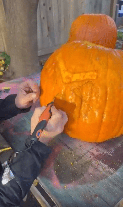 Flaming pumpkins Dremel MyFixitUpLife How to Make a Flaming Pumpkin for Halloween Fun MyFixitUpLife MyFixitUpLife Flaming pumpkins Dremel MyFixitUpLife