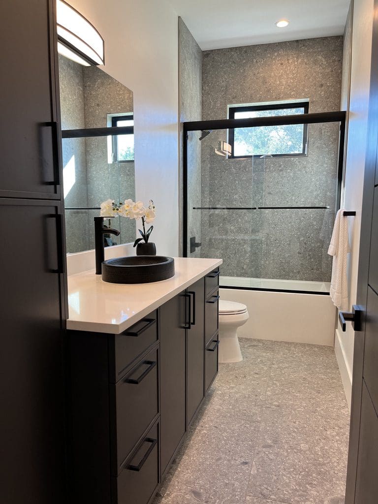 D7996576 BB3F 4007 B154 0F41ECA159ED 1 105 c How To Upgrade Your Bathroom MyFixitUpLife MyFixitUpLife upgrade your bathroom myfixituplife