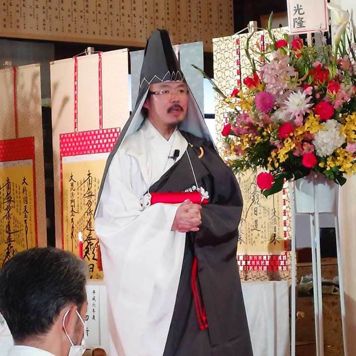 廣橋是晃師500日成満帰山報恩会時の妙法寺住職 廣橋是晃