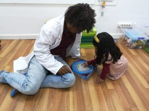 niña busca palabras terapia ocupacional centro neures