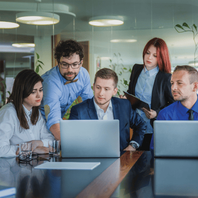 NeuroGaint team in a collaborative meeting