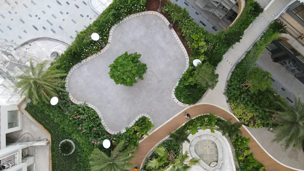 Sân vườn & lối đi hoàn thiện
