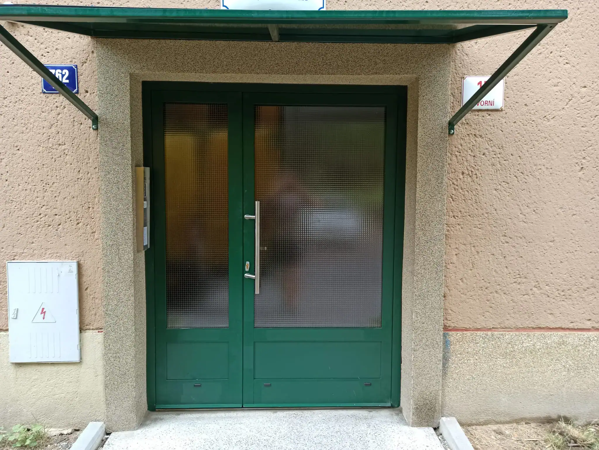 Vstupní dveře 