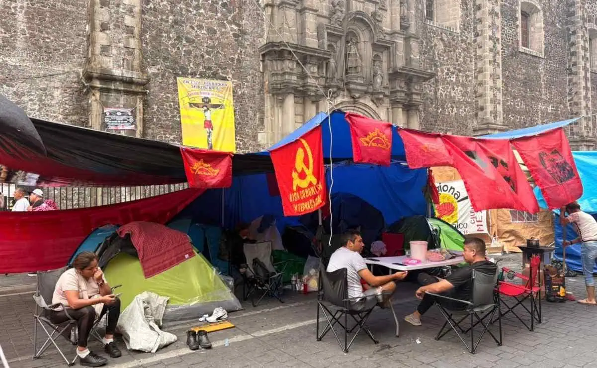 CNTE mantiene plantón en CDMX tras casi dos semanas
