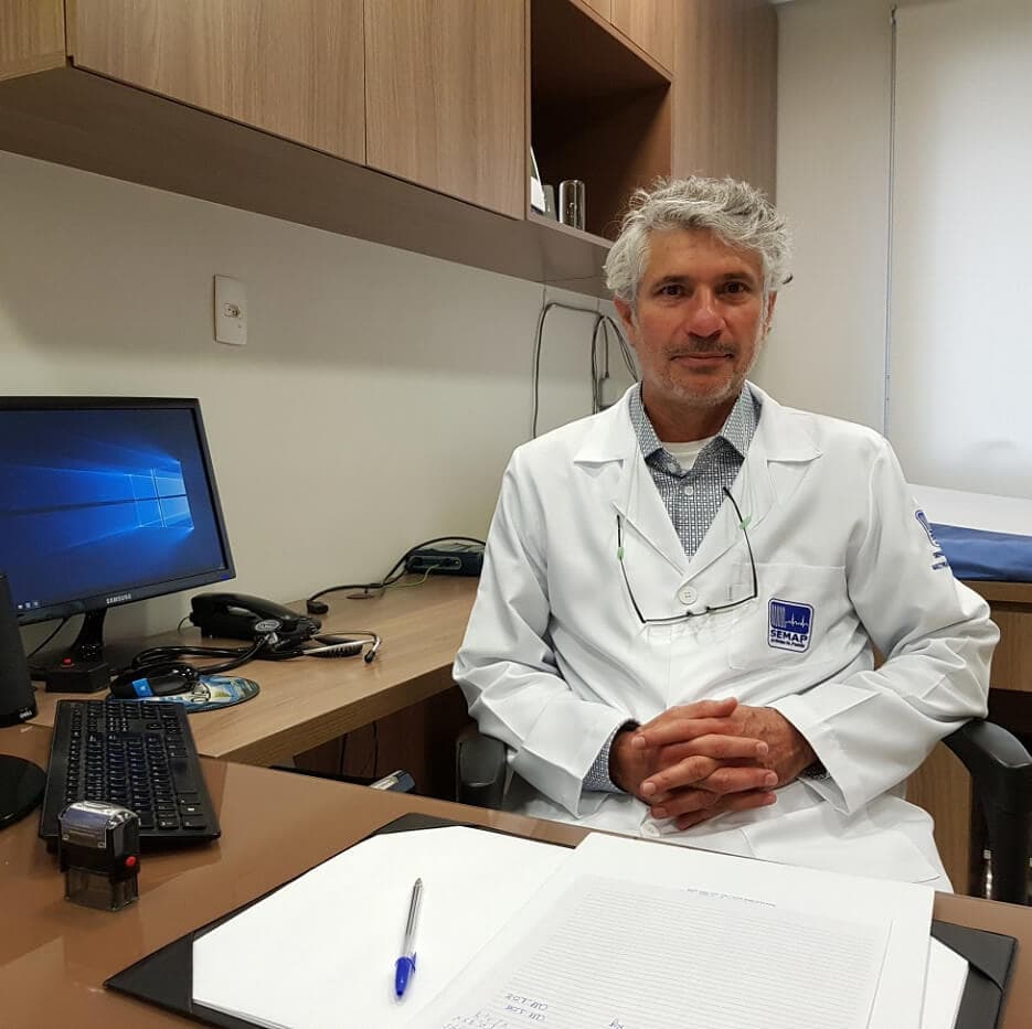 Dr. Tasso Julio Lobo Dr. Tasso Julio Lobo