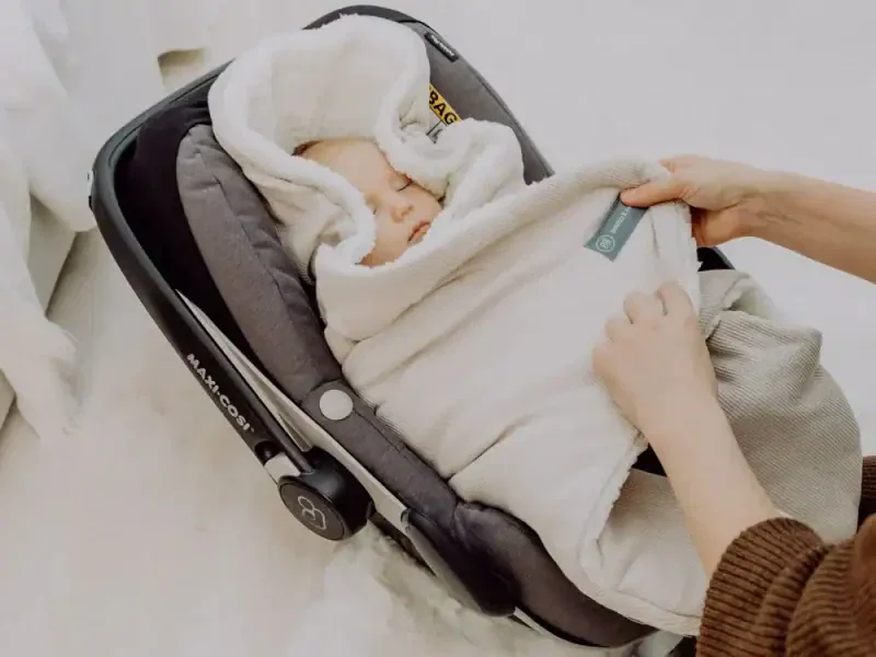 Einschlagdecke von Emma & Noah für Babys