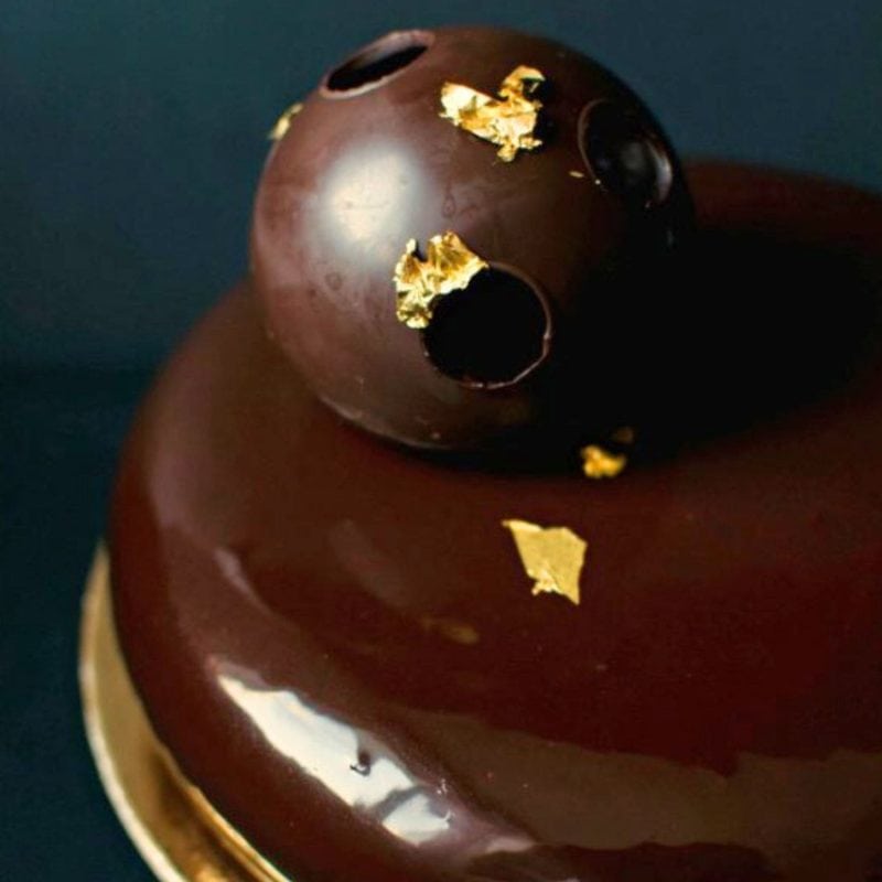 Entremet cu fistic si zmeura