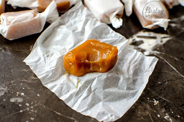 Caramele cu mango si fructul pasiunii