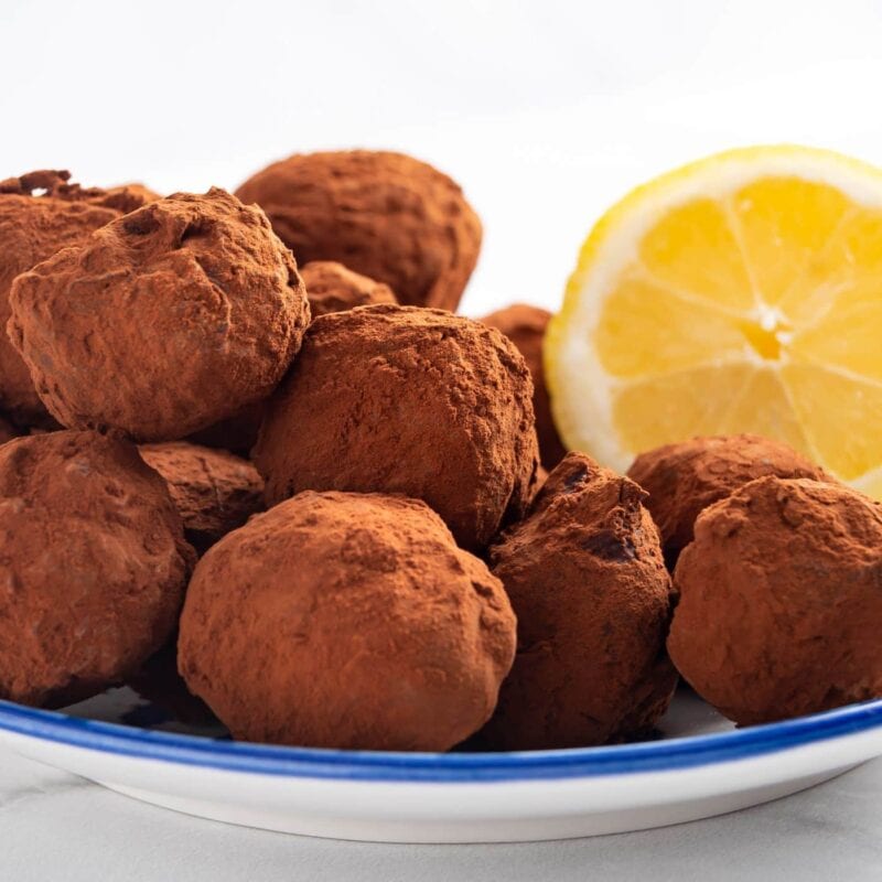 Trufe de ciocolata cu rom brun