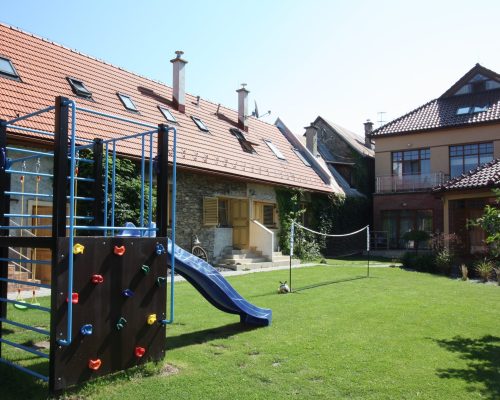 Penzión pod Kriváňom_Detské ihrisko1