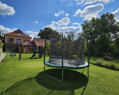 Penzión pod Kriváňom_Trampolína1