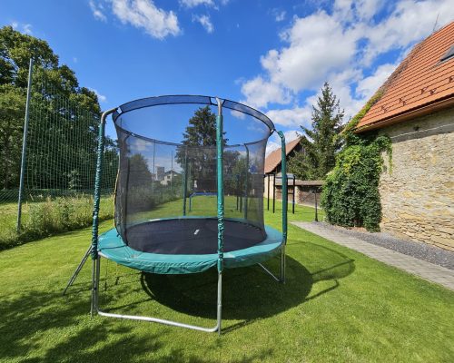 Penzión pod Kriváňom_Trampolína2