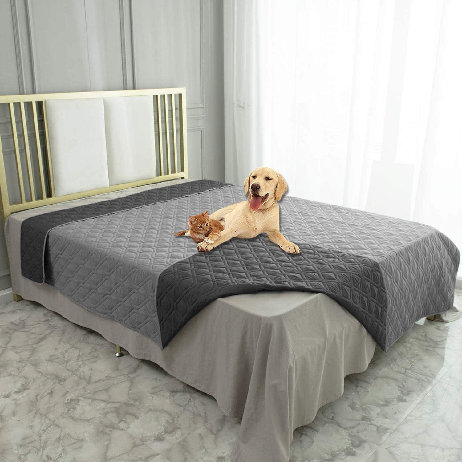 Ameritex Waterproof Pet Blanket – Reversible Dog Bed Cover for Couch and Furniture Protection