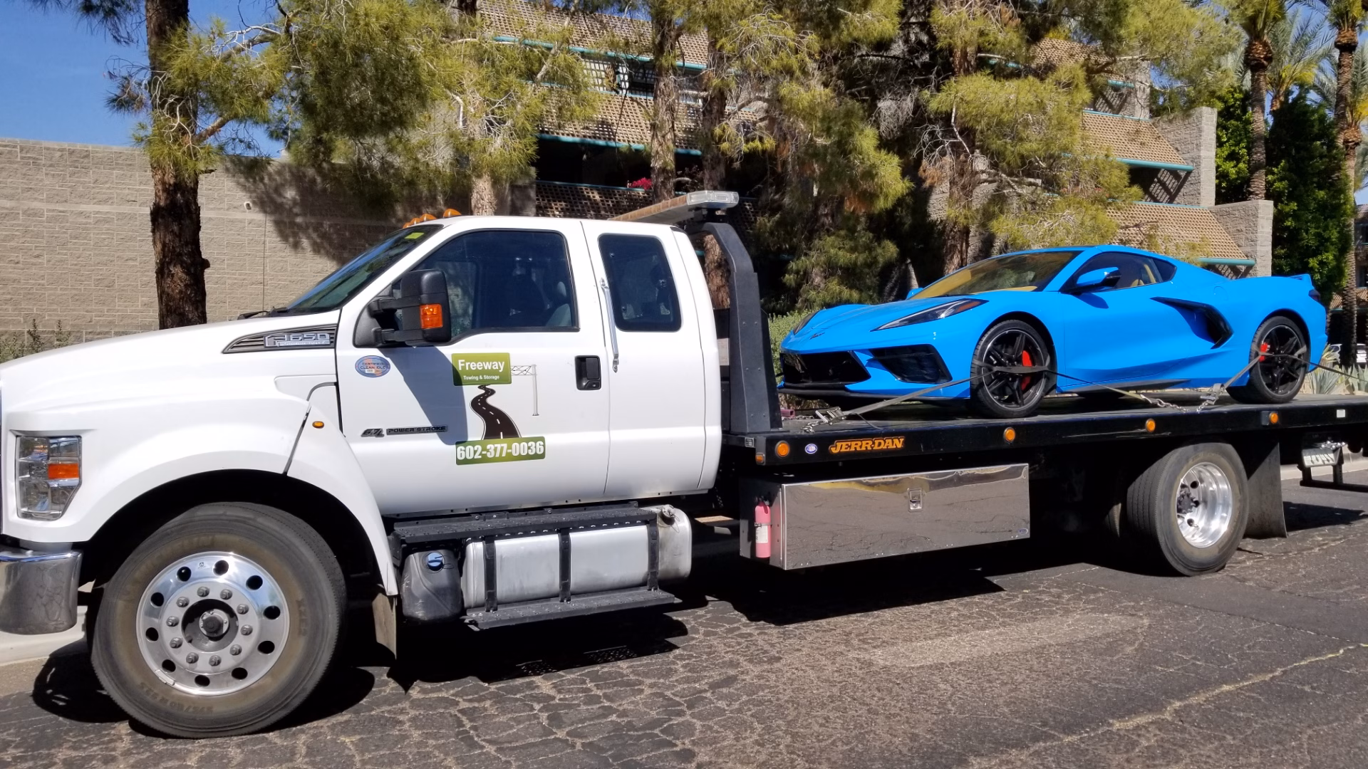 Low ground clearance vehicle towing in Phoenix, AZ