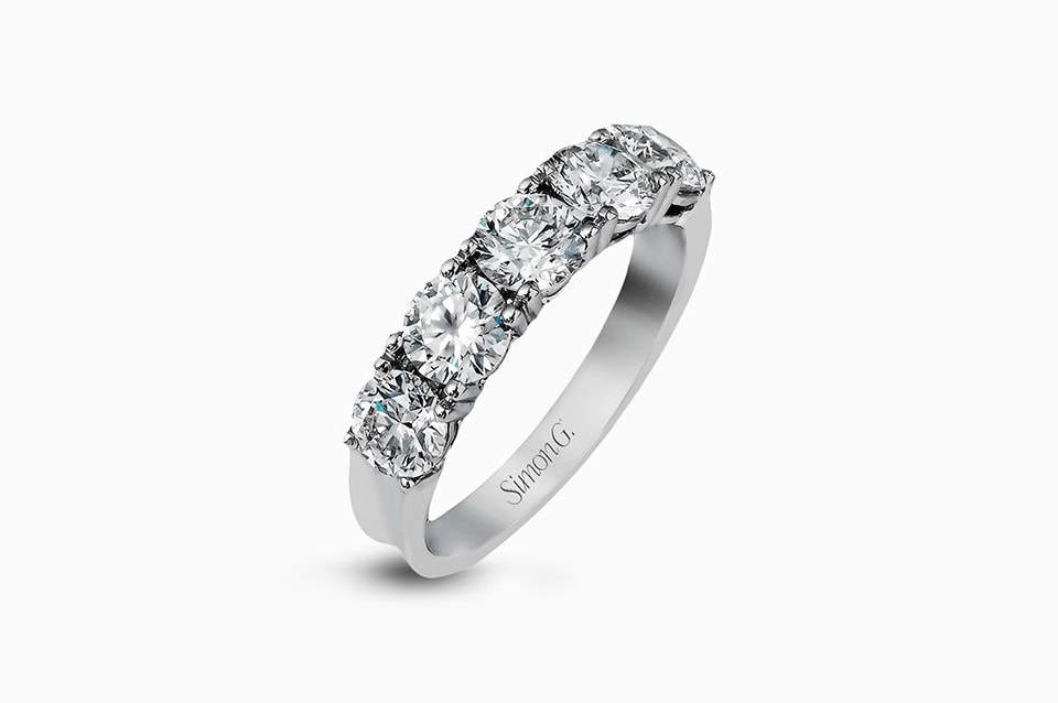 Custom platinum jewelry store